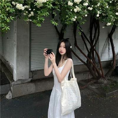 妮娜琦珈